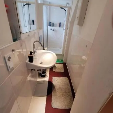 Gasthuis Monteurzimmer/ferienwohnung/pension 3*